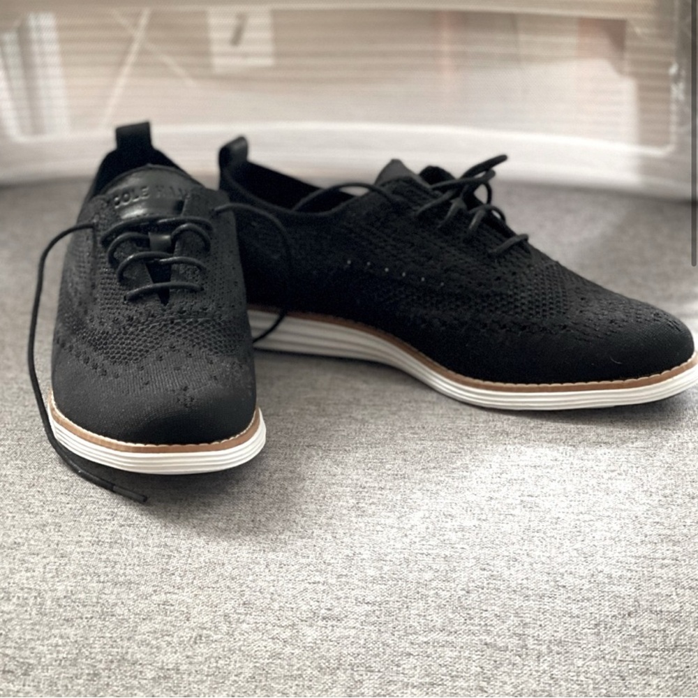 REPOST for @just_us_turtles Cole Haan Black Oxford